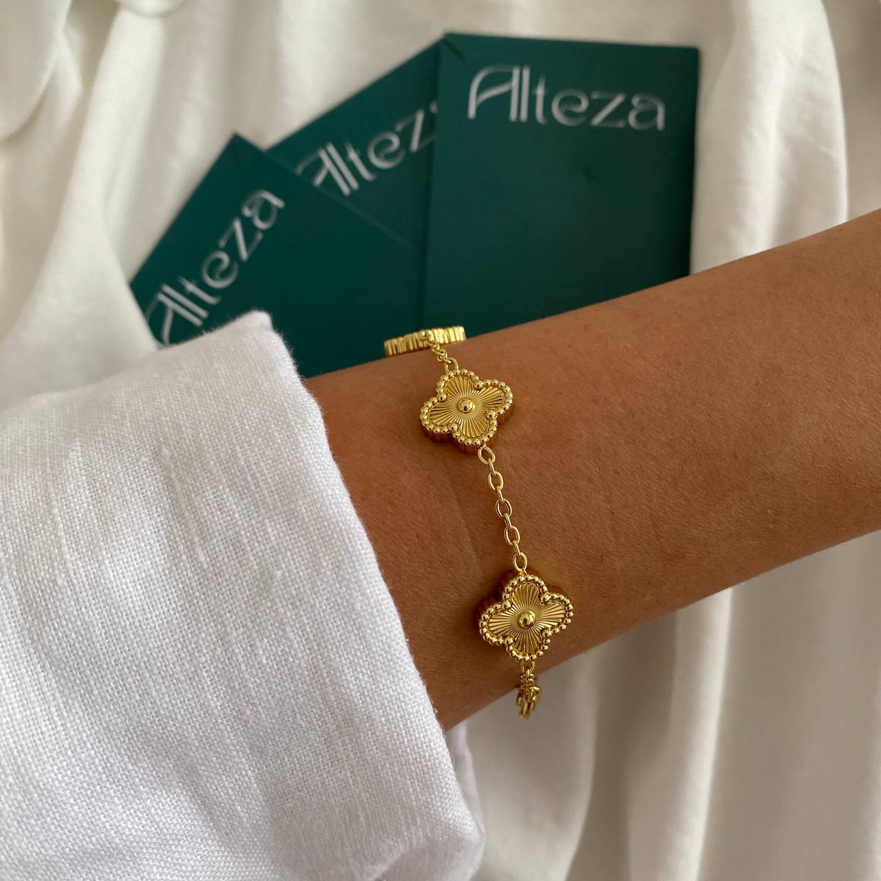 PULSERA BRANDA (2 colores)