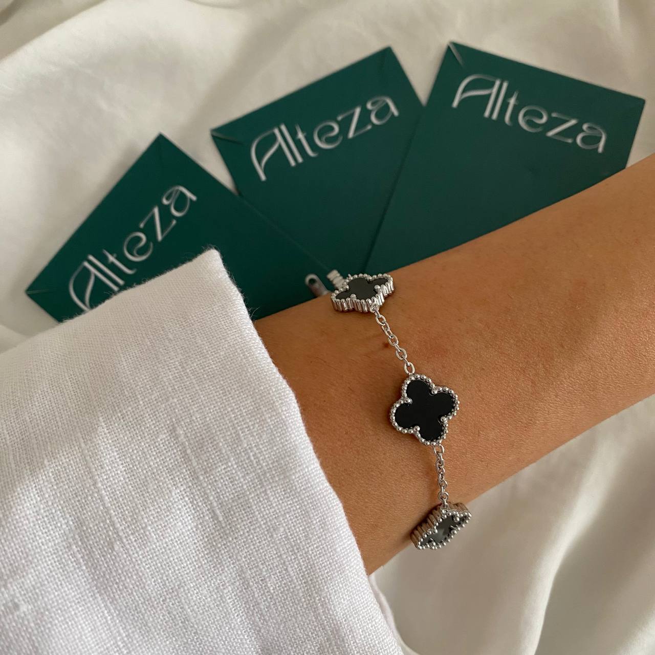 PULSERA DIAMANTE (2 colores)