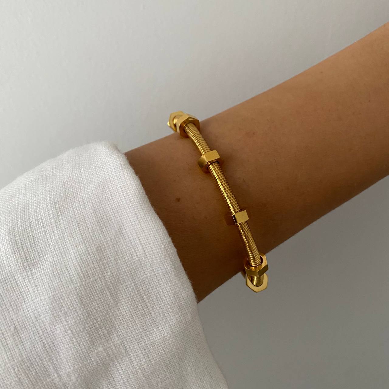 PULSERA NUT