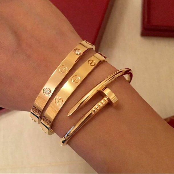 PULSERA CLAVO HOMBRE