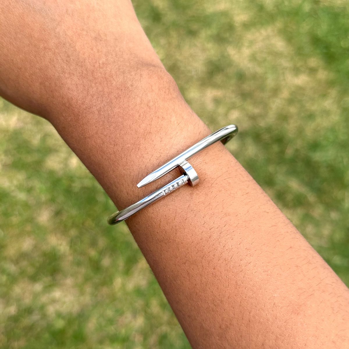 PULSERA CLAVO HOMBRE