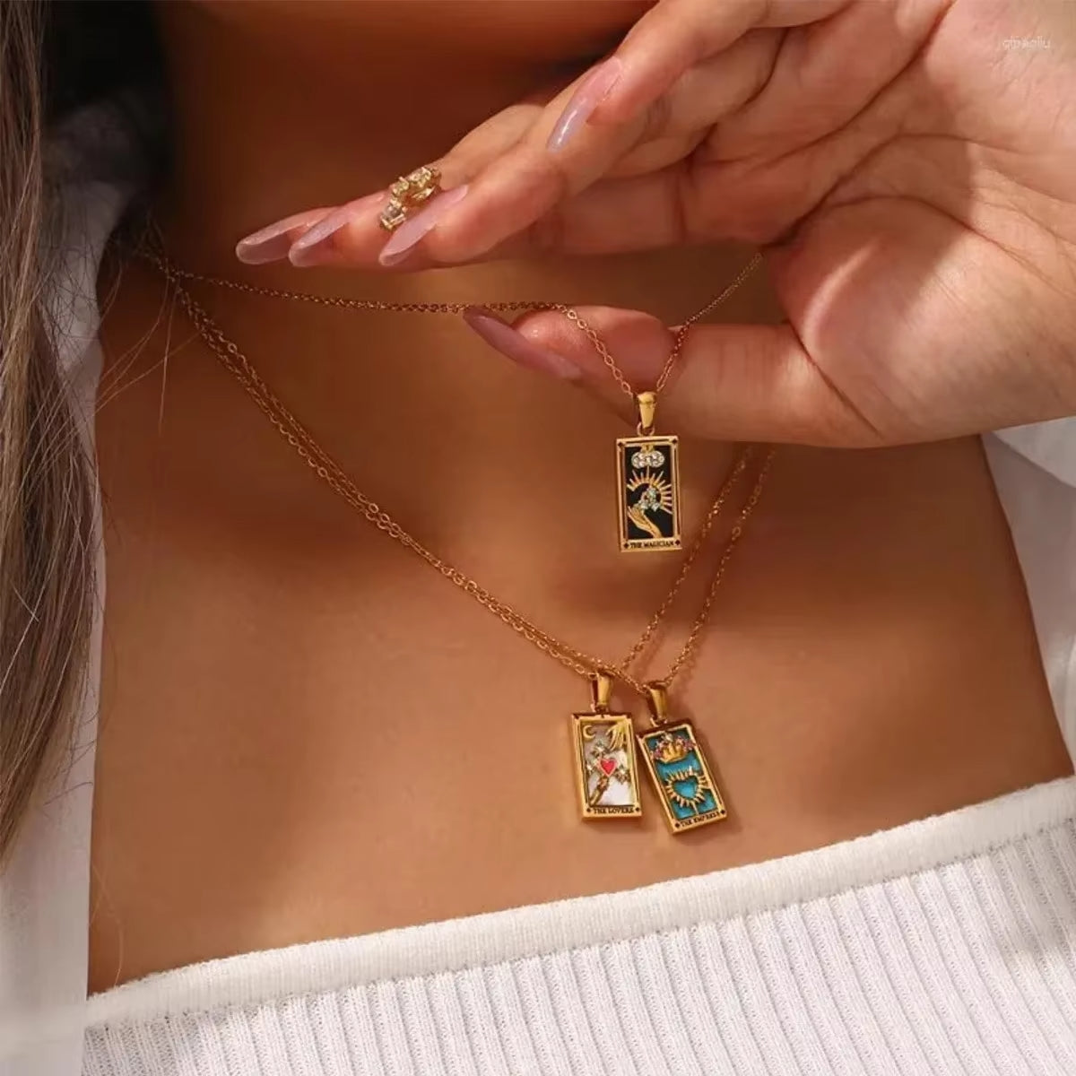 Conjunto Tarot - Colgante + Pendientes