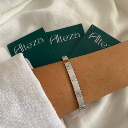 PULSERA LOVE (3 colores)